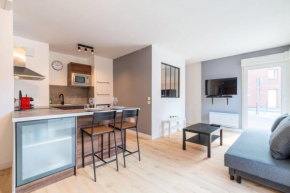Functional apartment near the center parking